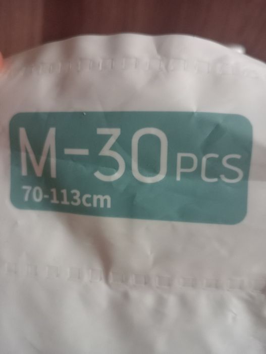 Продам подгузники штучно