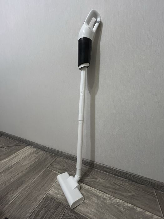 Беспроводной пылесос, б/у