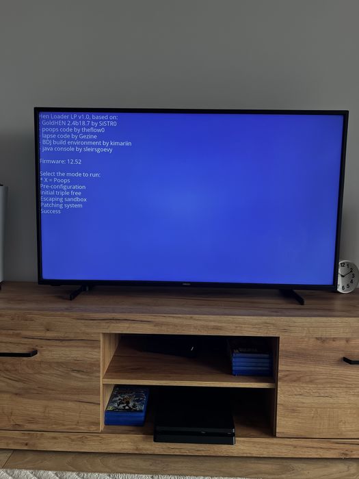PS4 Slim 1TB modat GoldHEN / HEN 12.52