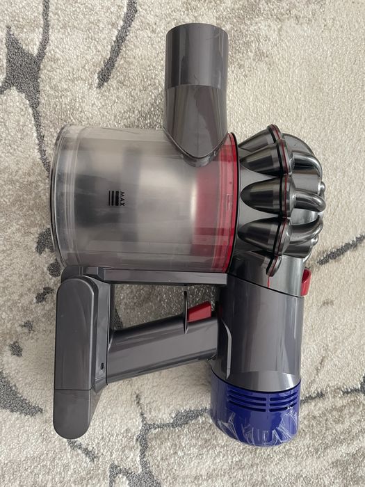 Aspirator Dyson V7