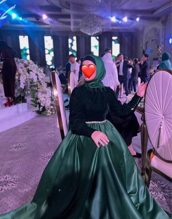 Toy va tadbirlar uchun zamonaviy koylak