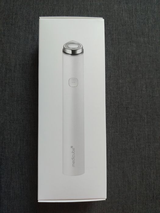 MediCube Age-R Booster Pro Mini White'