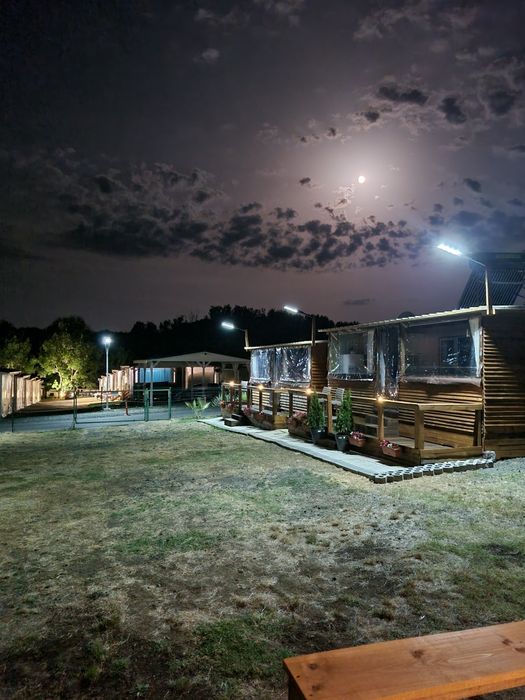 ,,Каравани Рай " Арапя