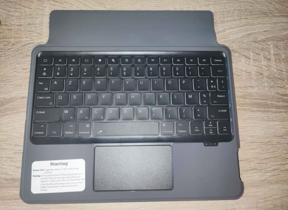 Калъф с безжична клавиатура ROOFEI QWERTZ за iPad 10.2 инча, iPad Air