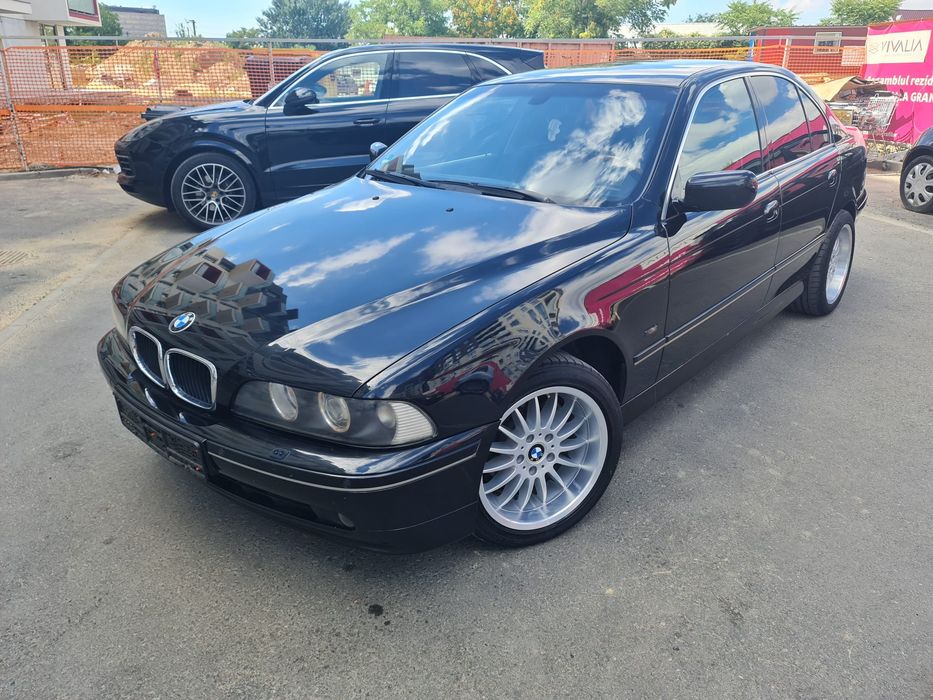 Vand Bmw 520i e39 2.0i 2002 Individual seria 5