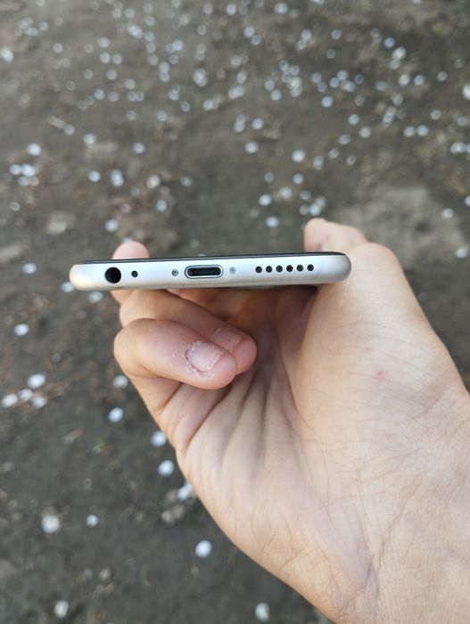 Продам iPhone 6s 32GB