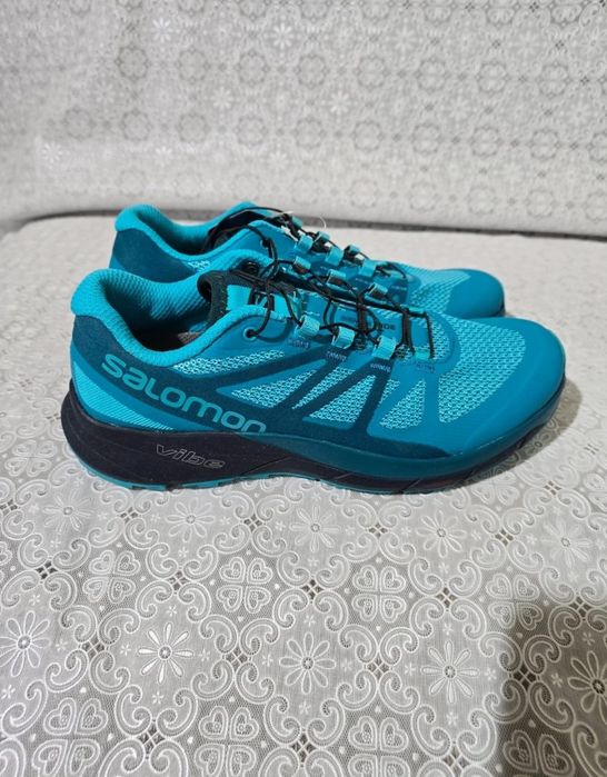 Bocanci munte Salomon, trekking shoes , marime 39.5