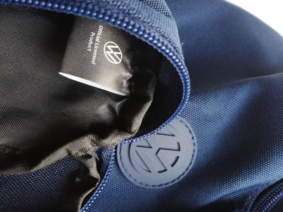 Чантички за през кръст/рамо Volkswagen / 
Mads Nørgaard Copenhagen
Mad