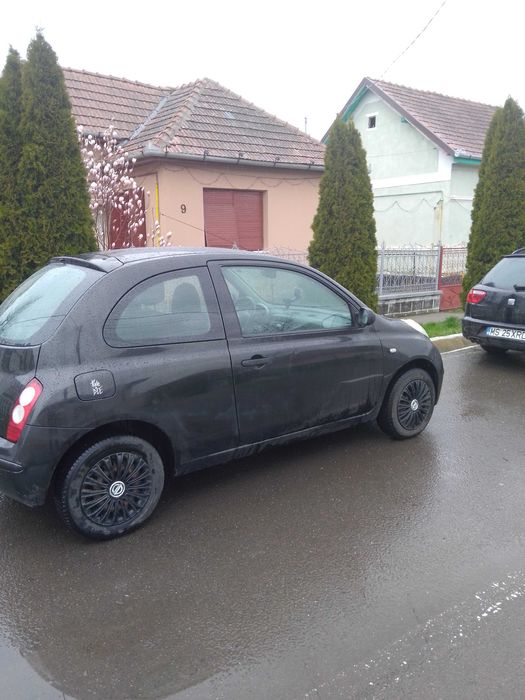 Nissan Micra K12