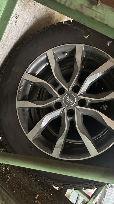 4бр джанти със зимни гуми TOKOHAMA  275/55/19