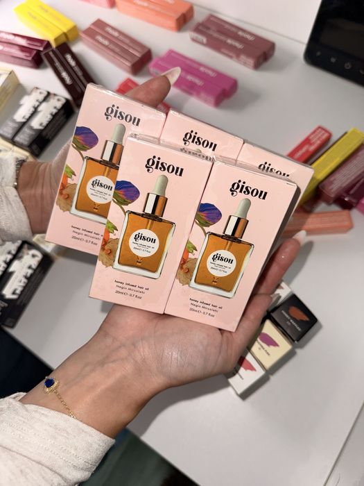 Fenty Beauty / Rhode / Gisou