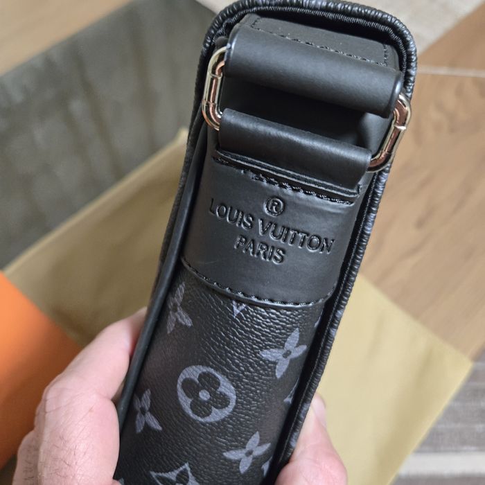 Мъжка чанта louis vuitton