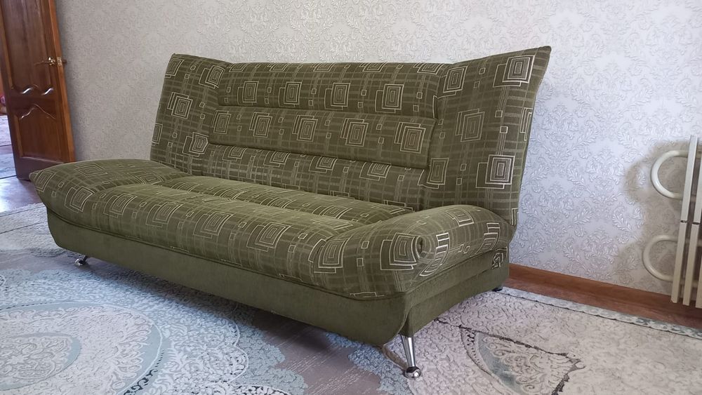 Продаётся диван!