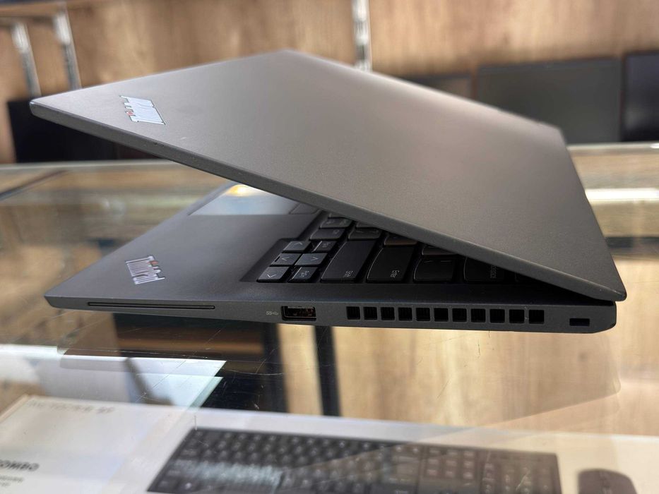 Lenovo ThinkPad T14s Core i5-1145G7 ram 8 ssd 256 сенсорный