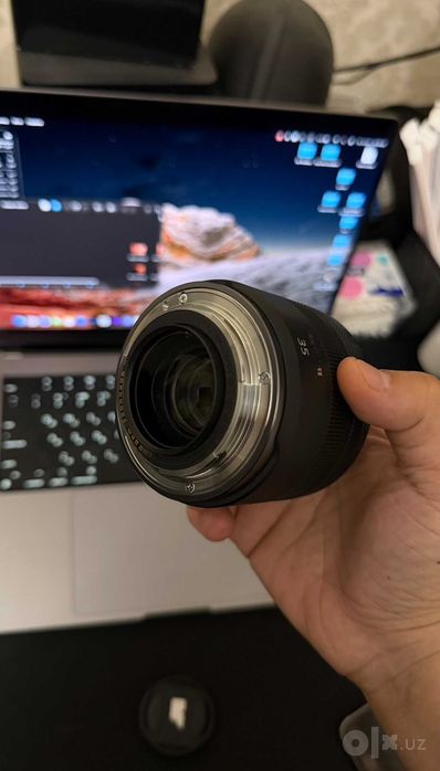 Canon RF 35mm f/1.8 IS MACRO STM