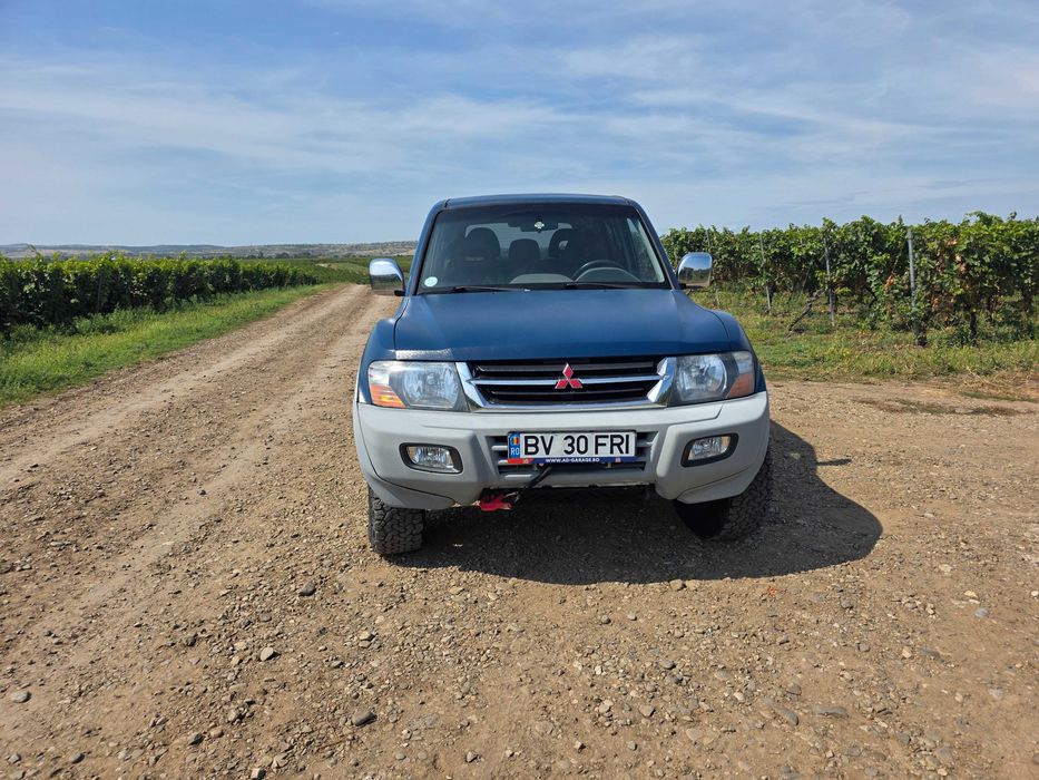 Mitsubishi Pajero, offroad