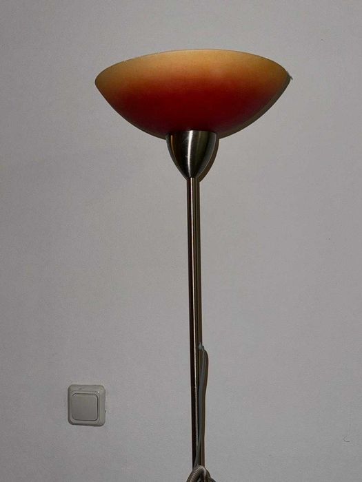 Vand lampa verticală