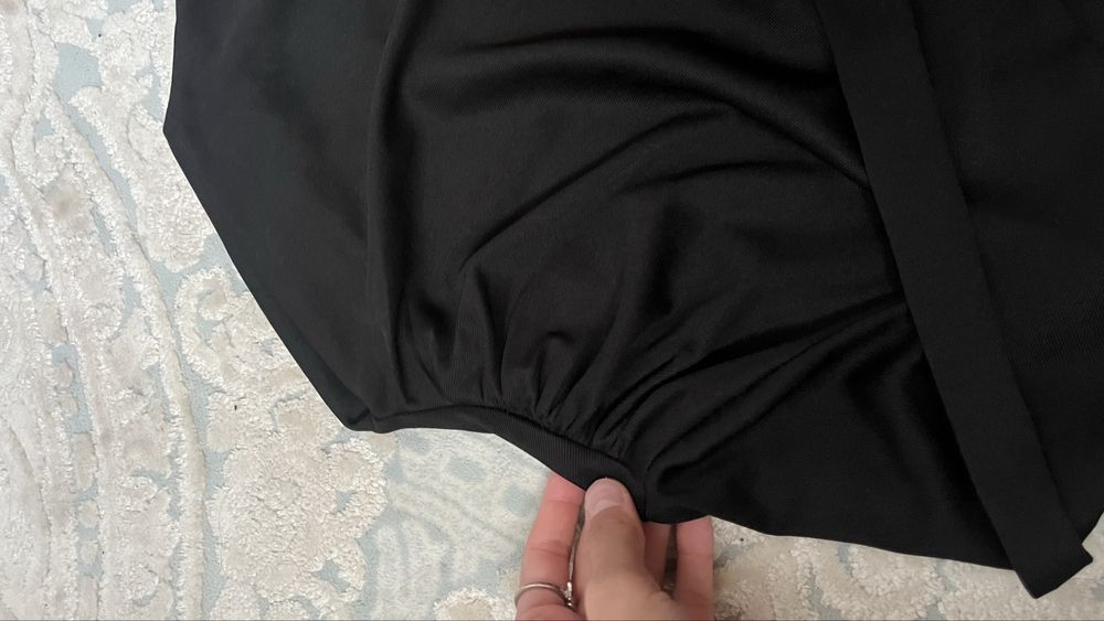 платье вечернее,черное