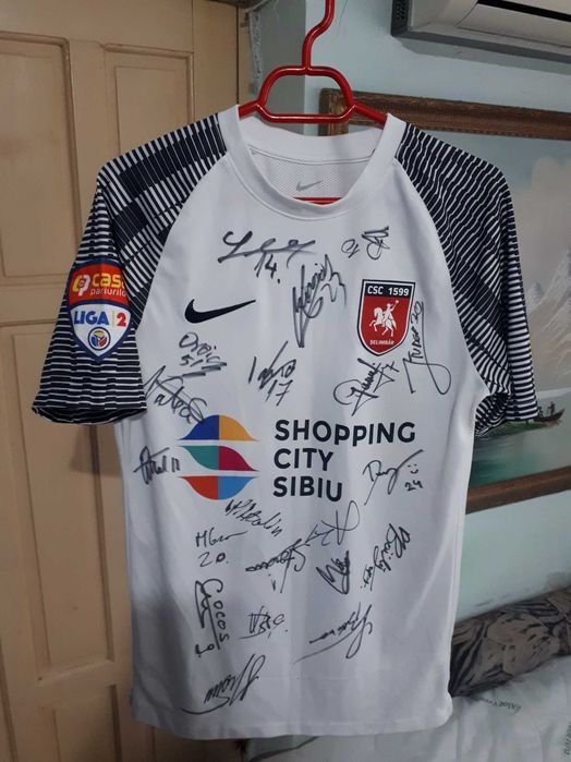 Tricou CSC 1599 Selimba cu autografe --  Banii merg la un baiat bolnav de cancer.