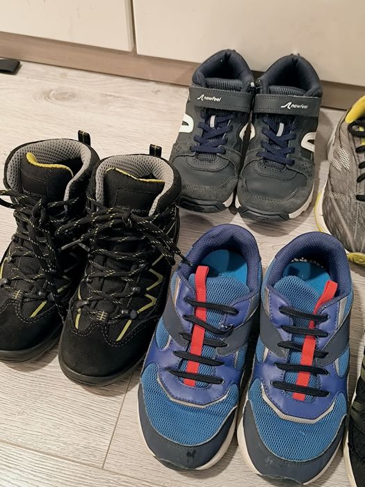 Pantofi sport, marimea 34 si 33