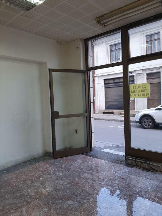 Дава се под наем Магазин в Габрово, Център - 15 кв.м за 229.5 € - Снимка #9