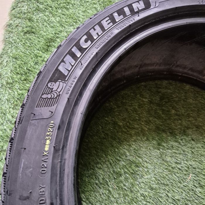 255 40 19 Michelin m+s
