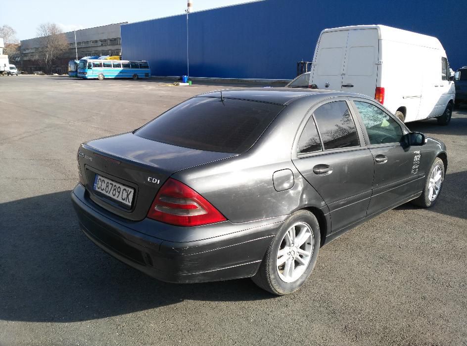 На Части Mercedes C220 CDI C-Класа W203 седан