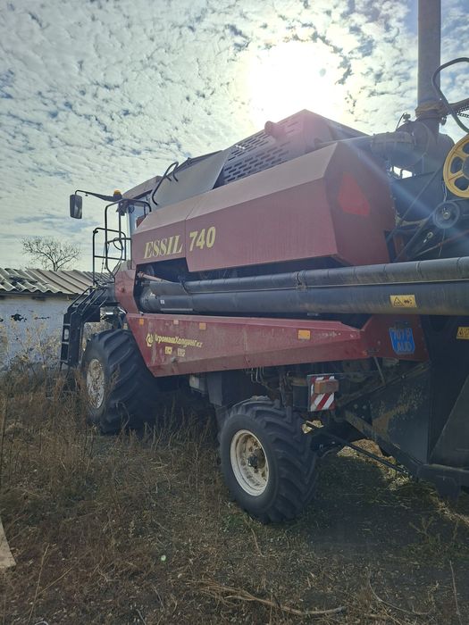Продам Комбайн Есиль 740