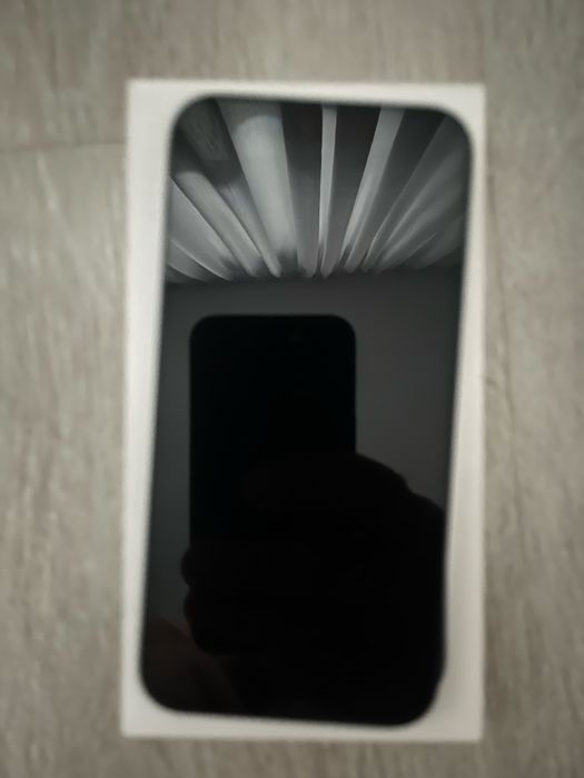 Iphone 13 mini Nevarlocked Full Box