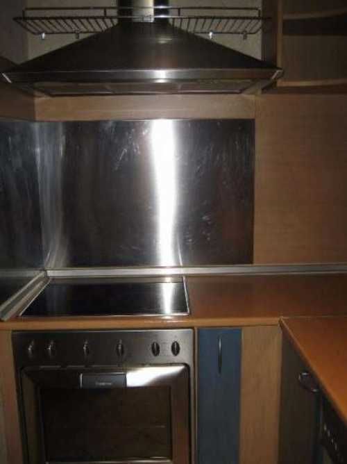 Дава се под наем Тристаен апартамент в Бургас, Център - 80 кв.м за 165.75 € - Снимка #6