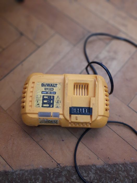 Devalt încărcăto rapid