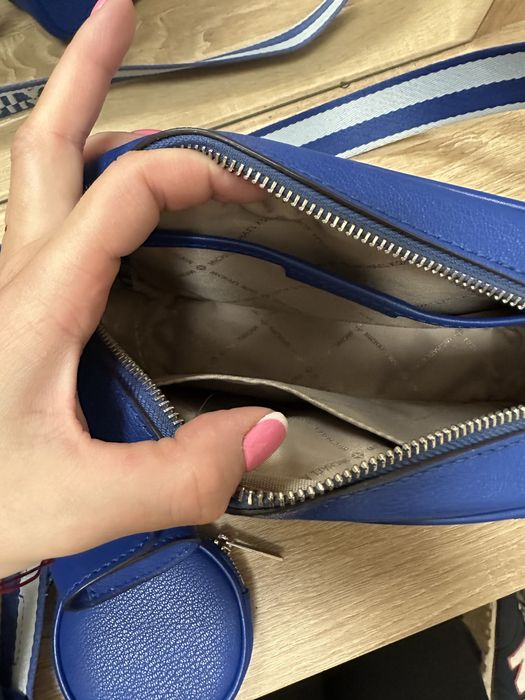 Синя чанта Michael Kors