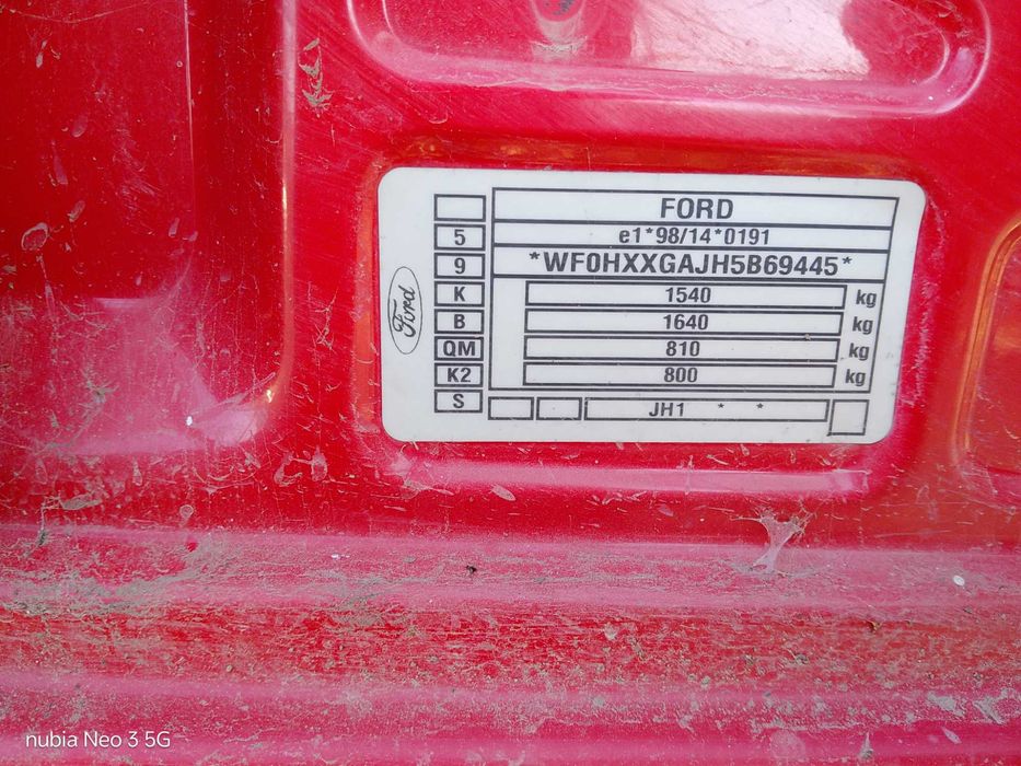 Dezmembrez ford fiesta