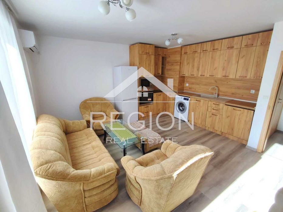 Дава се под наем Двустаен апартамент в Варна, Победа - 70 кв.м за 459 € - Снимка #1