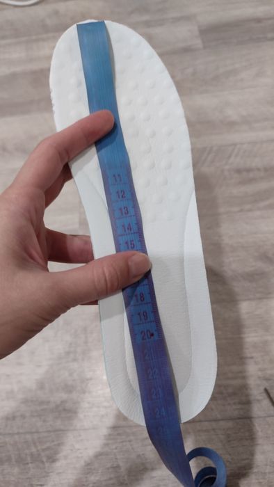 Кеды новые белые