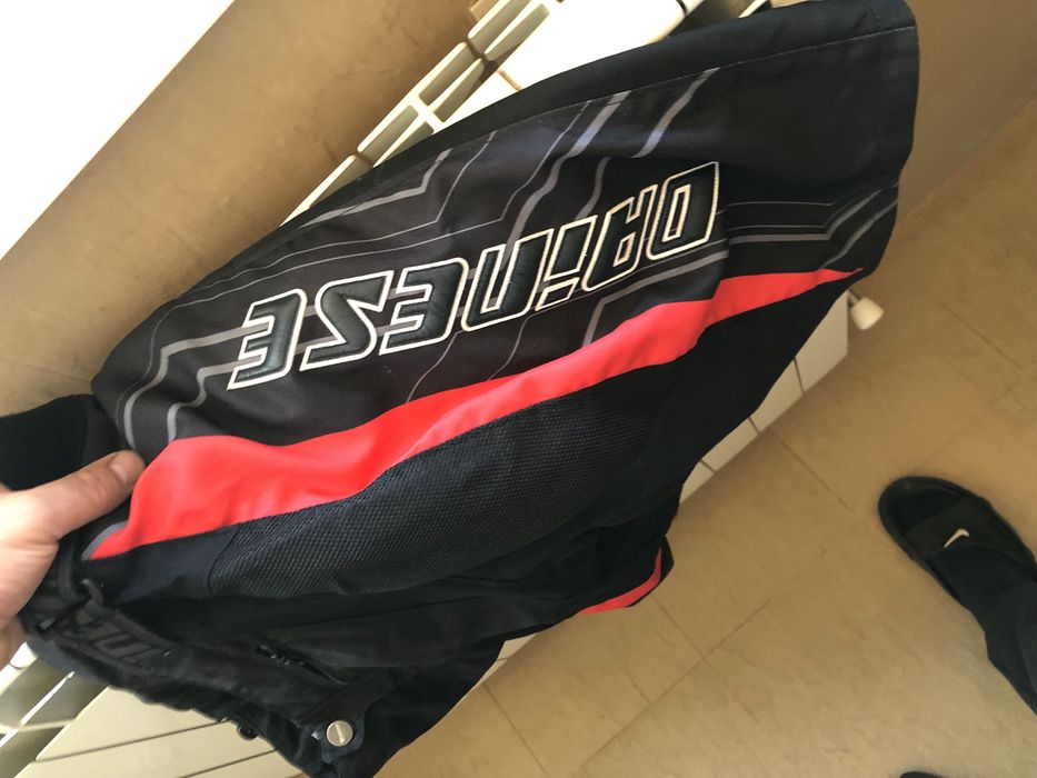 Dainese къси панталонки