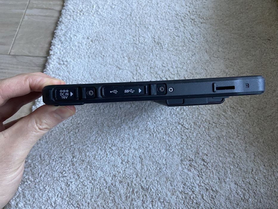 Panasonic Toughbook FZ-A3 таблет, 8x CPU, 4GB RAM, 64GB, 2 батерии