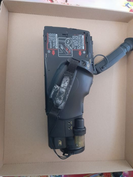 Camera de filmat sharp