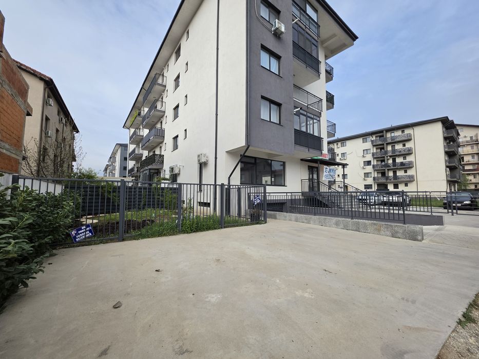 Spatiu comercial de inchiriat Fundeni Dobroesti,Colentina, ,Salon