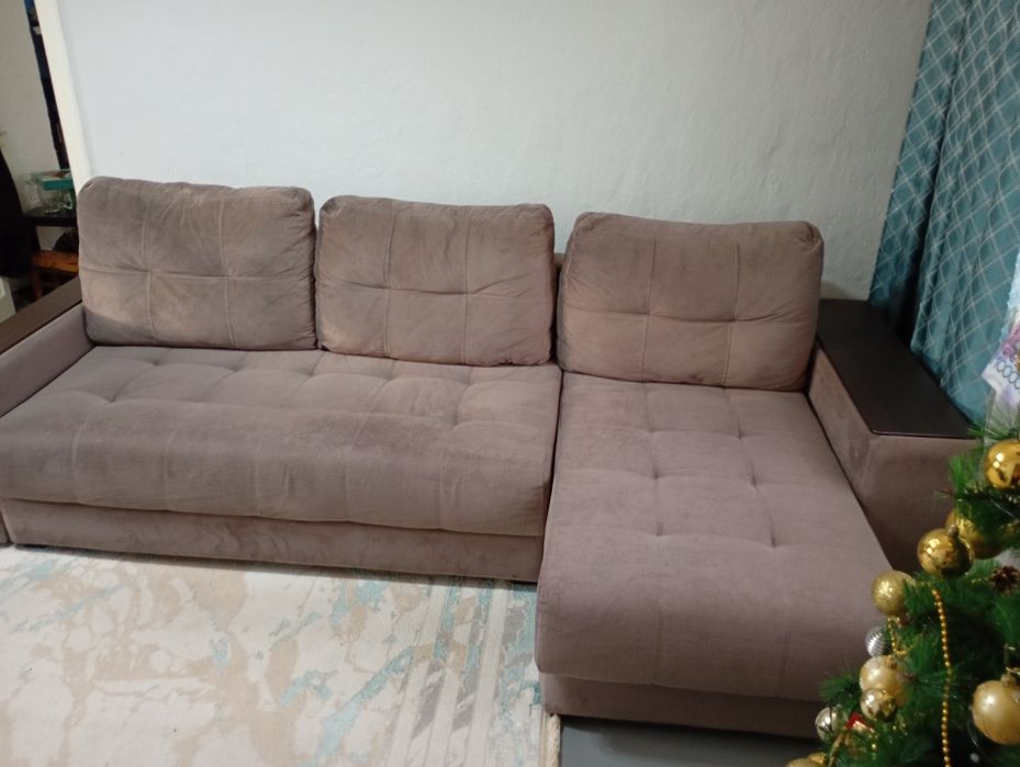 Диван угловой, диван
