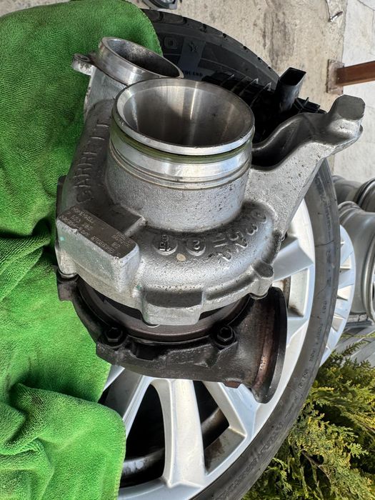Vând turbina BMW 3.0 258cp