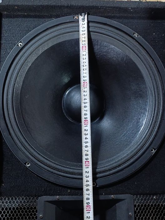 Эстрадная колонка большая