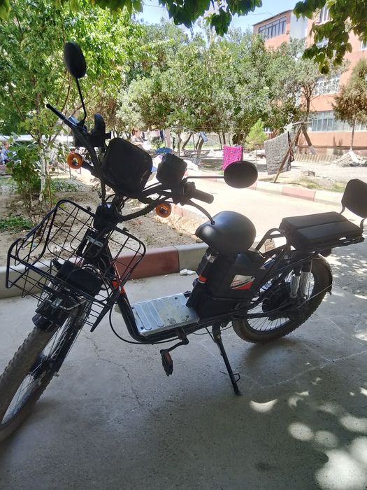 Velo skuter yangi xolatda