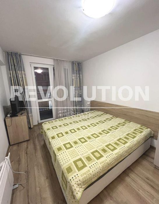 Дава се под наем Тристаен апартамент в Варна, Център - 65 кв.м за 650 € - Снимка #2