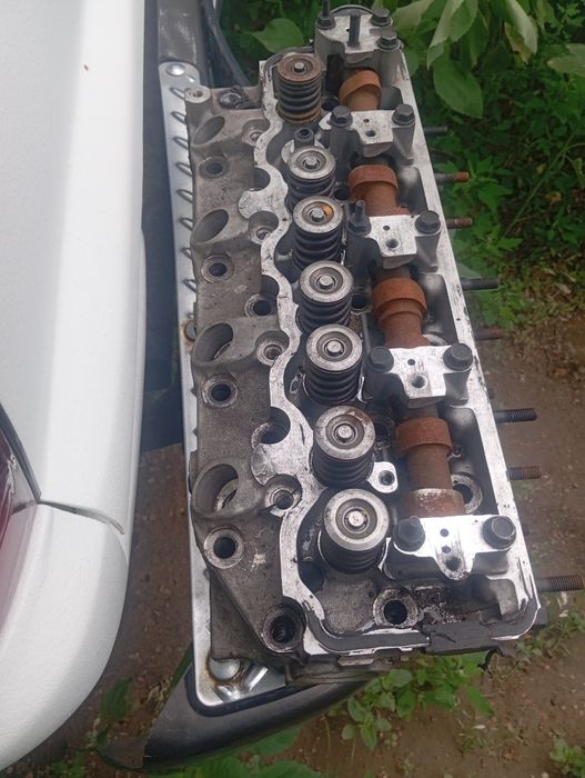 Головка ГБЦ от Митсубиси 4д56 2.5т