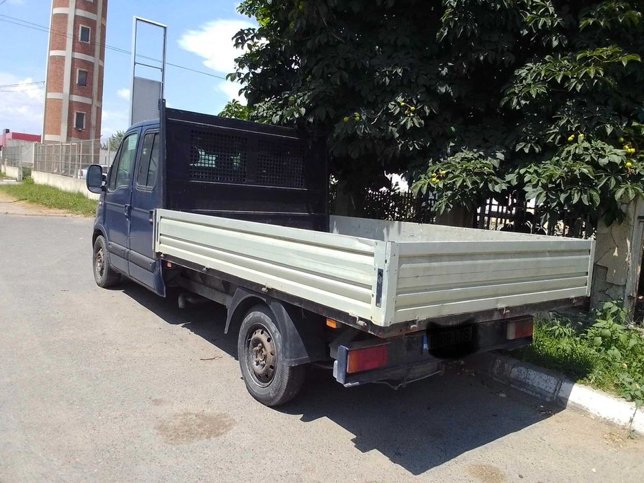 Vand RENAULT MASTER 2 duba autoutiliatara cu 7 locuri