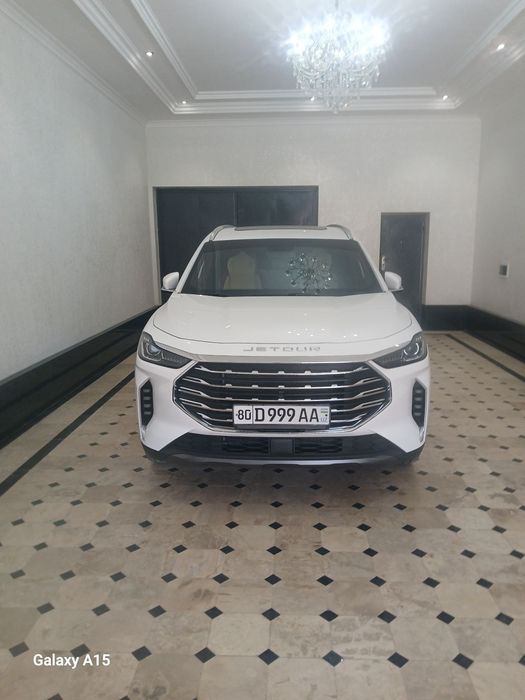 Jetour x70+ sotiladi
