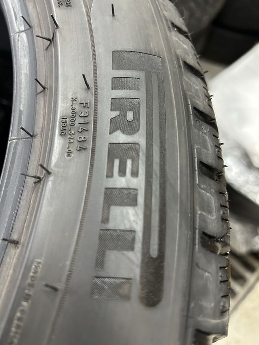 Гуми 255/45/20 Pirelli 4 бр Зимни Дот 3422