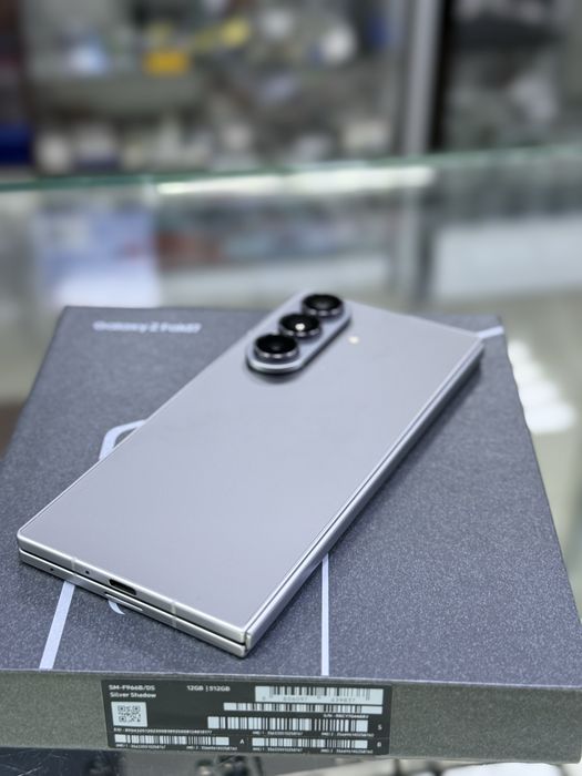 Fold 7 12/512 gb
