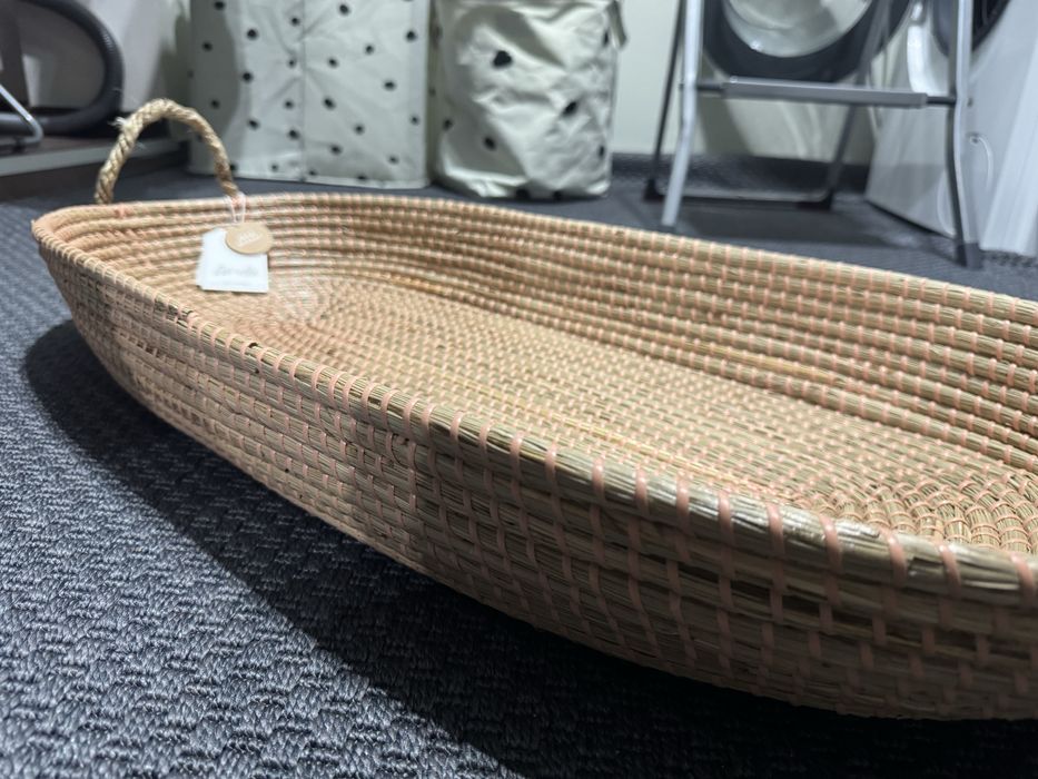 Плетена кошница за аксесоари